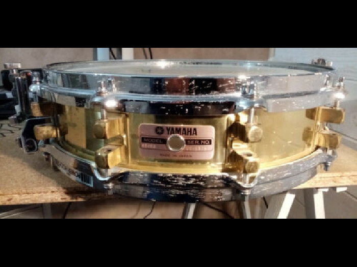 Yamaha SD-493 14x3.5 Brass Piccolo Snare Drum